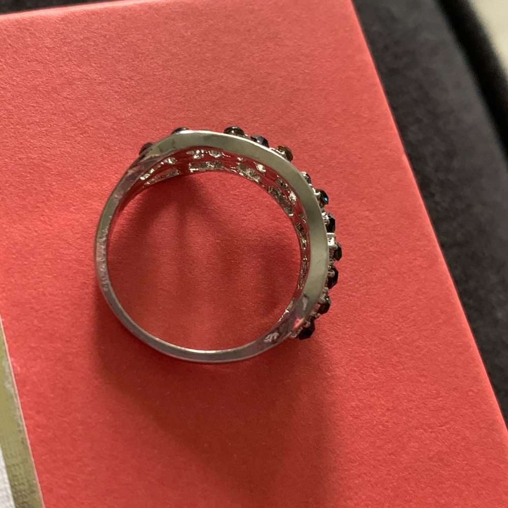 Sterling Silver Sapphire Ring - Picture 4 of 4